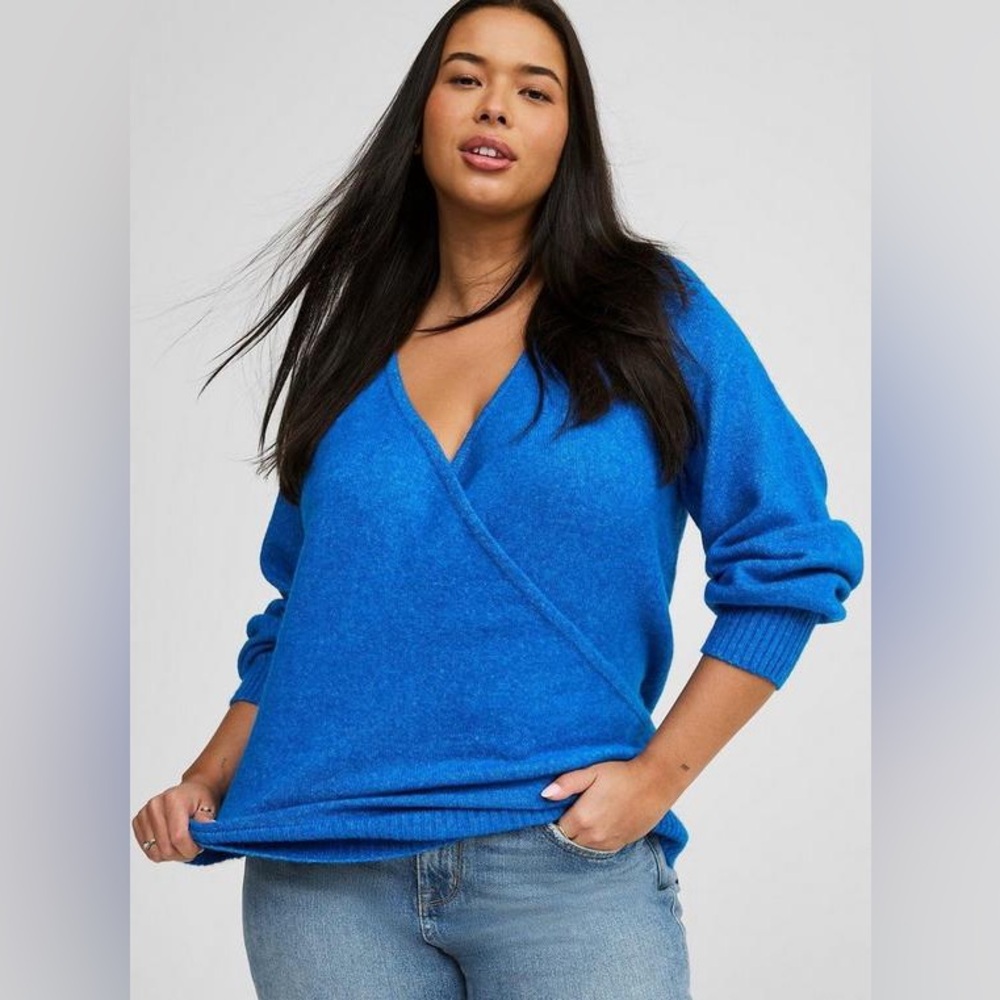 Torrid Women's Blue Vegan Cashmere Pullover V-Neck Surplice Sweater 2X